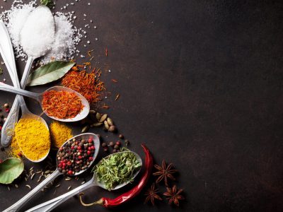 Μπαχαρικά - Ζάχαρη - Αλάτι
